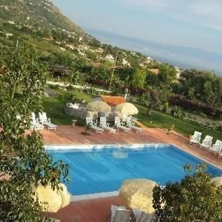 Heaven 4 Apartmán Santa Maria (Vibo Valentia)