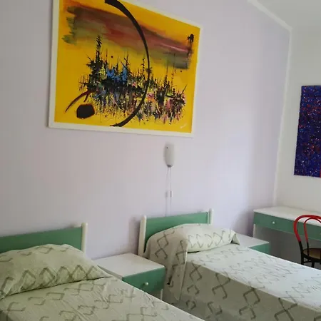 Wohnheim Heaven 42r Apartment
