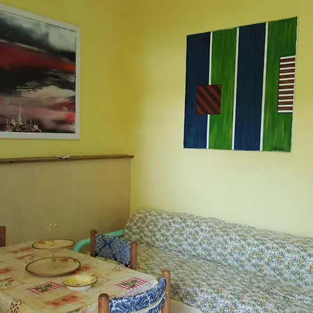 Apartment Wohnheim Heaven 42r